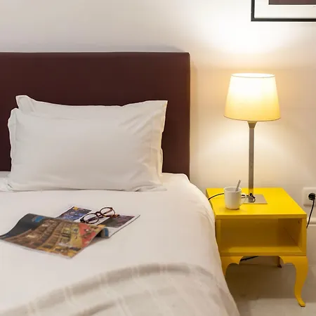 Joivy Fantastic Flat With Patio Apartment *
