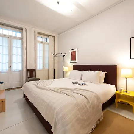Apartment Joivy Fantastic Flat With Patio Porto