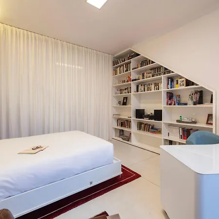 Joivy Fantastic Flat With Patio Apartment *